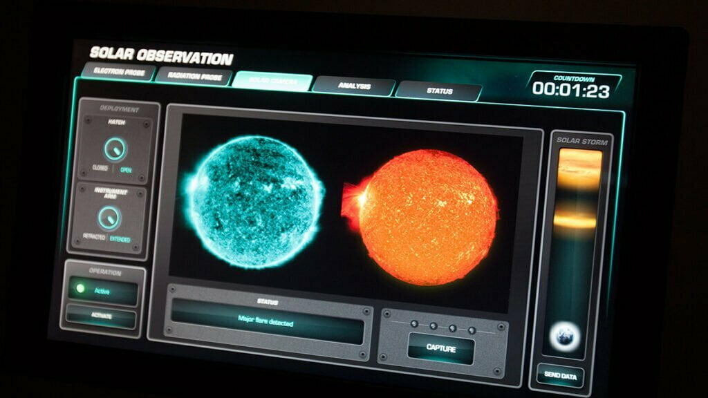 spaceship-aurora-solar-observation-screen